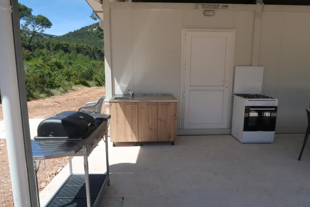 Čara Robinson Olive Tree Huts 빌라 외부 사진