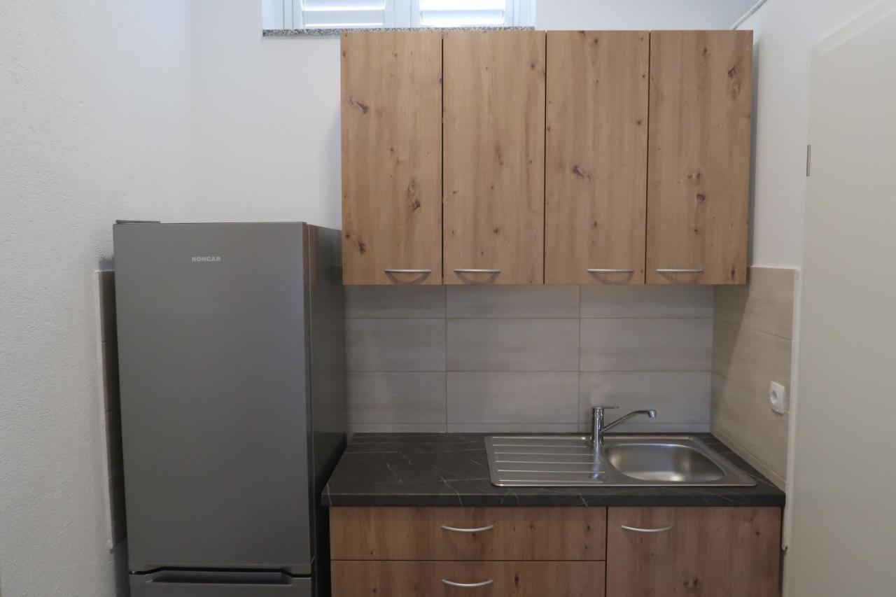 Čara Robinson Olive Tree Huts 빌라 외부 사진