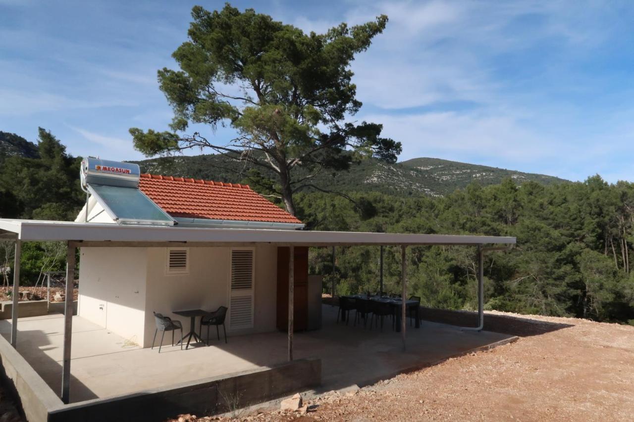 Čara Robinson Olive Tree Huts 빌라 외부 사진