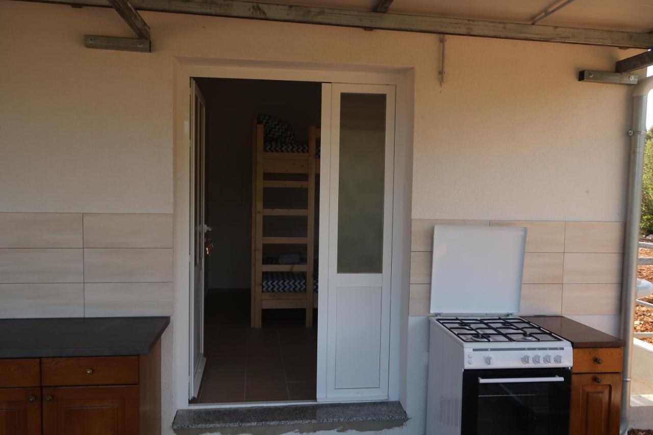 Čara Robinson Olive Tree Huts 빌라 외부 사진