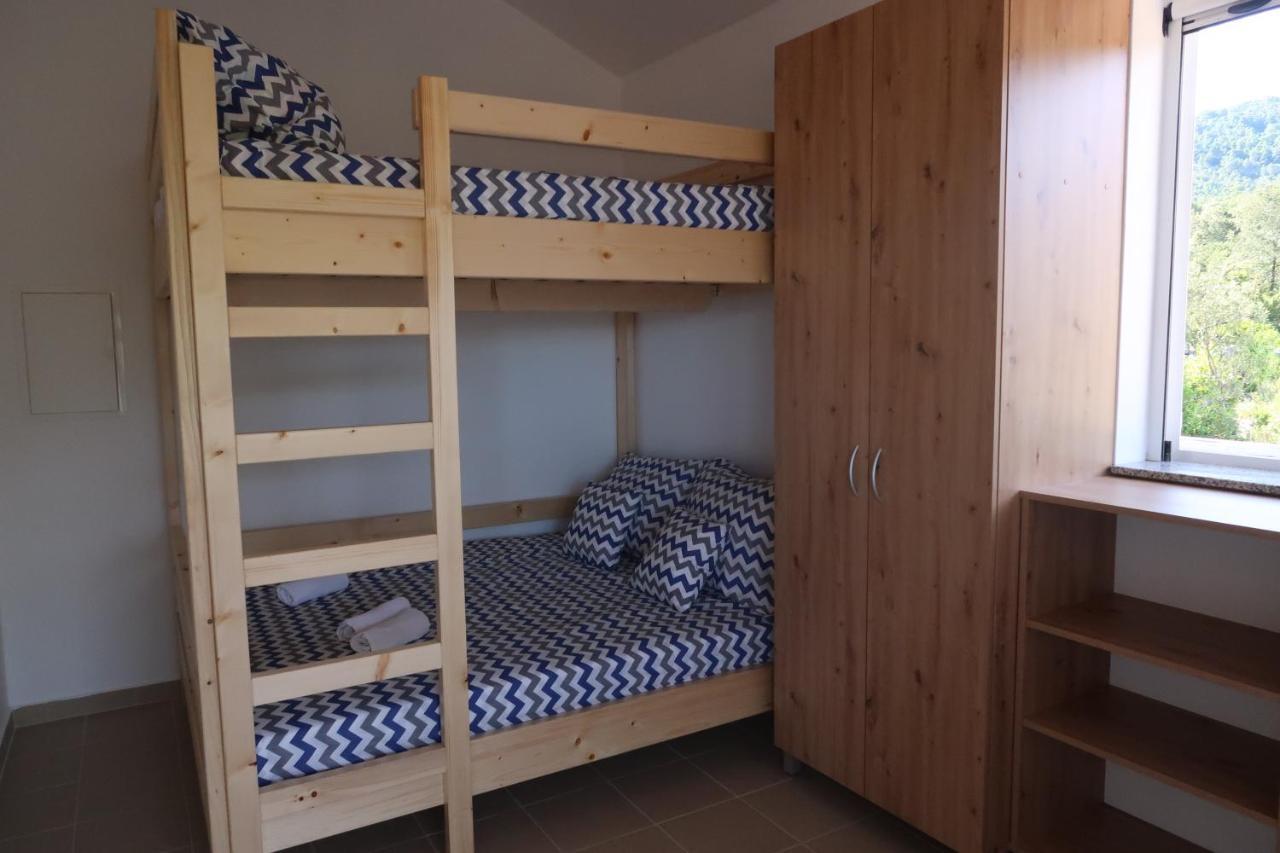 Čara Robinson Olive Tree Huts 빌라 외부 사진