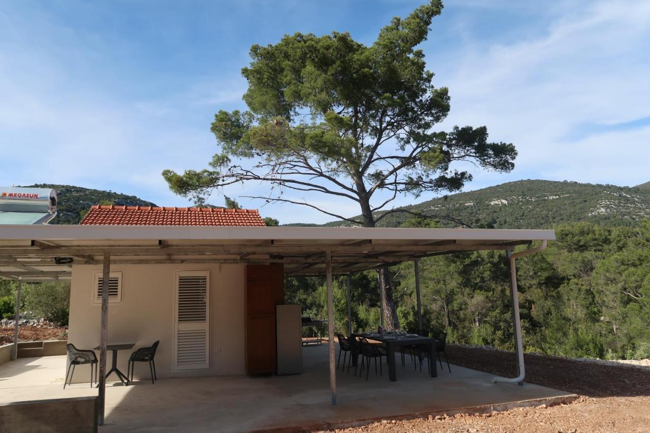 Čara Robinson Olive Tree Huts 빌라 외부 사진